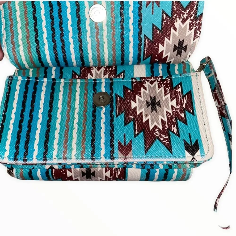 Southwestern Aztec Print Crossbody‎ Wallet Purse NWT Turquoise Wristlet
